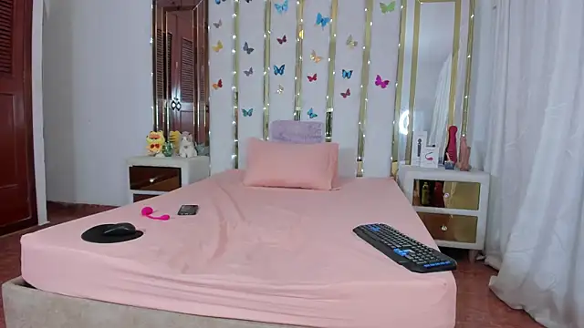 AnyelaGitanaMature online show from November 29, 3:42 am