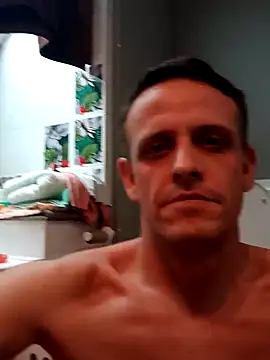 Snapshot of mrphatcat01 chatting on January 8, 9:53 am mrphatcat01 online show from January 8, 9:53 am