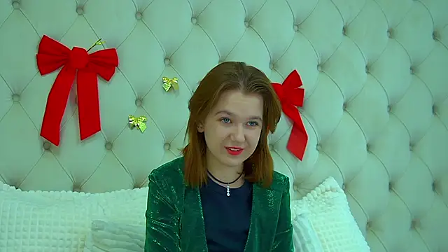 LessySmith online show from December 13, 2:38 pm