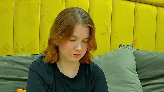 LessySmith online show from September 27, 4:12 pm