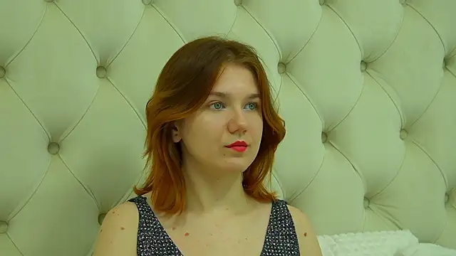 LessySmith online show from November 30, 4:55 pm