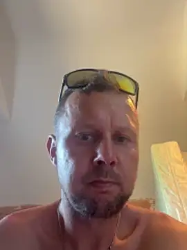Hornybiboy66 online show from June 20, 3:04 pm
