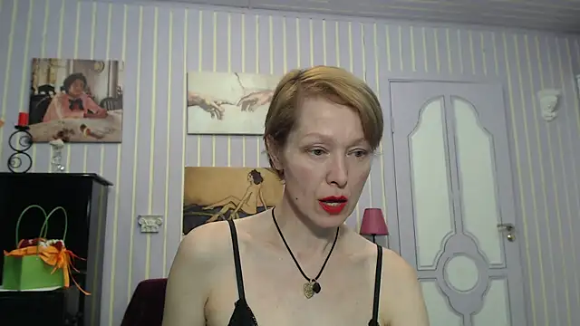 Snapshot of Marquise555 chatting on March 25, 5:19 pm Marquise555 online show from March 25, 5:19 pm