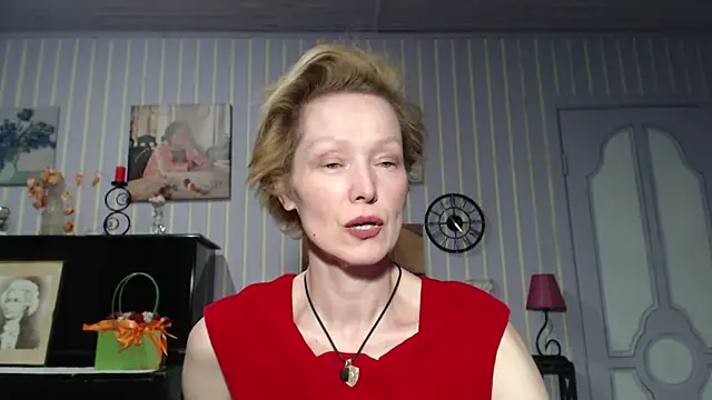 Snapshot of Marquise555 chatting on March 31, 4:07 pm Marquise555 online show from March 31, 4:07 pm