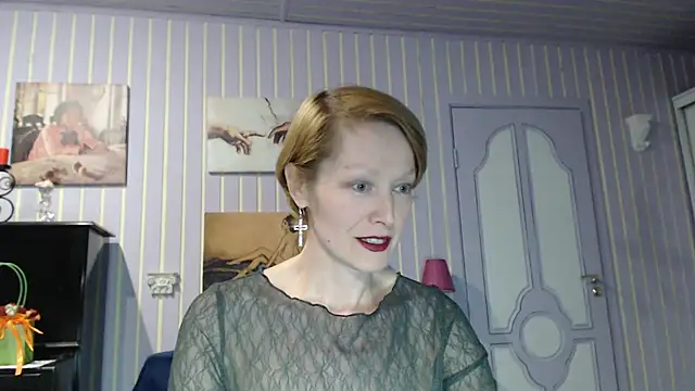 Snapshot of Marquise555 chatting on April 12, 5:18 pm Marquise555 online show from April 12, 5:18 pm