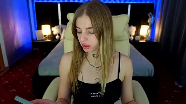 Snapshot of Lexi_Si chatting on September 29, 6:07 am Lexi Si online show from September 29, 6:07 am