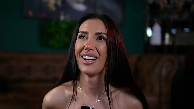 Snapshot of Evelyn_Evyyy chatting on February 22, 2:28 am Evelyn Evyyy online show from February 22, 2:28 am