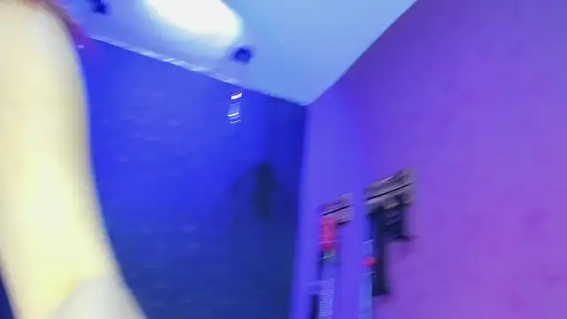 Alexa Slave online show from March 7, 7:16 pm