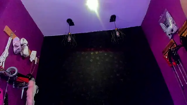 Alexa Slave online show from May 14, 7:09 pm
