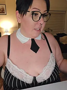 Snapshot of -BonnieBlack- chatting on January 8, 8:44 pm -BonnieBlack- online show from January 8, 8:44 pm