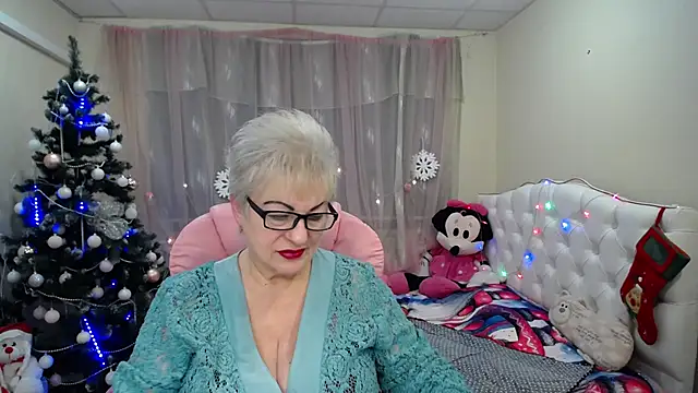 KayleSmoll online show from January 8, 10:37 pm
