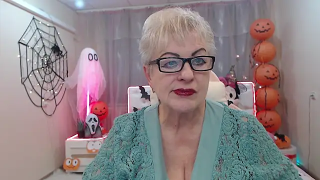 KayleSmoll online show from October 11, 6:28 pm