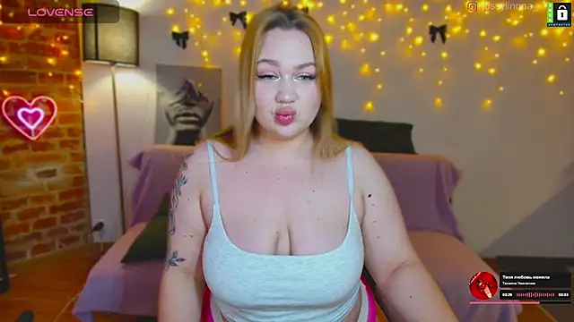 Snapshot of -LinaLove- chatting on January 12, 8:14 am -LinaLove- online show from January 12, 8:14 am