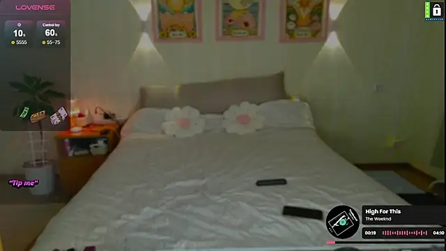 Snapshot of -LinaLove- chatting on May 15, 7:54 pm -LinaLove- online show from May 15, 7:54 pm