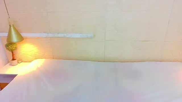 Snapshot of Shamiraa_moore chatting on May 15, 2:13 pm Shamiraa moore online show from May 15, 2:13 pm