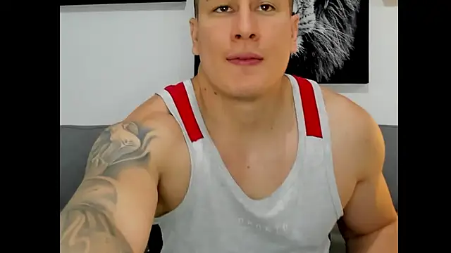 Snapshot of Alex-Harrington chatting on February 20, 2:52 am Alex-Harrington online show from February 20, 2:52 am