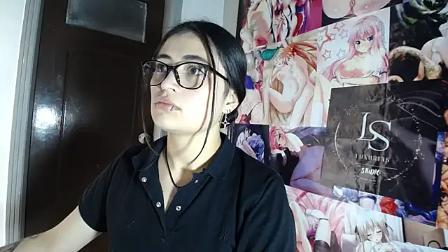 Snapshot of Nylaahh_ chatting on October 8, 7:33 pm Nylaahh online show from October 8, 7:33 pm