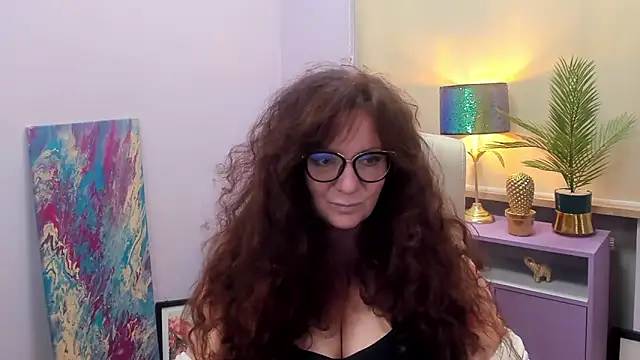 Snapshot of Alice_xHeart chatting on December 4, 10:13 am Alice xHeart online show from December 4, 10:13 am