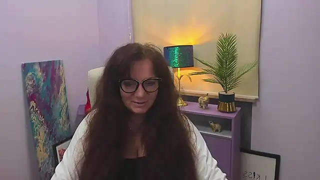 Snapshot of Alice_xHeart chatting on January 2, 5:46 am Alice xHeart online show from January 2, 5:46 am