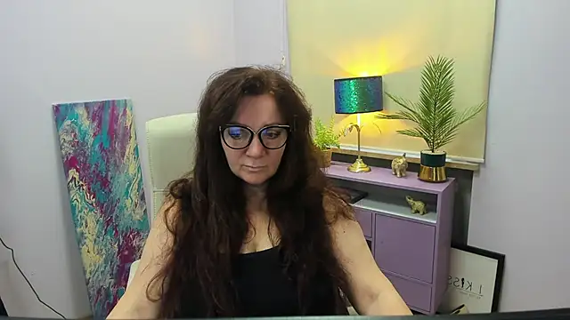Snapshot of Alice_xHeart chatting on February 3, 8:57 am Alice xHeart online show from February 3, 8:57 am