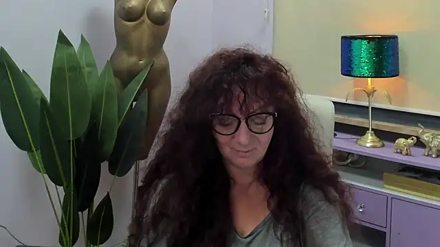 Snapshot of Alice_xHeart chatting on September 22, 5:20 am Alice xHeart online show from September 22, 5:20 am
