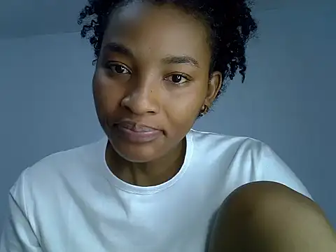 cute-alexis online show from September 18, 7:21 am