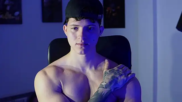 Hazzan Velez online show from November 27, 6:21 pm