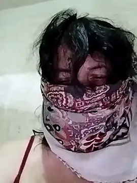 Snapshot of _BaHaR_ chatting on October 24, 3:41 pm BaHaR online show from October 24, 3:41 pm