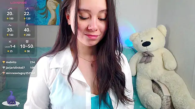 Snapshot of AlinaWett chatting on December 21, 4:30 am AlinaWett online show from December 21, 4:30 am
