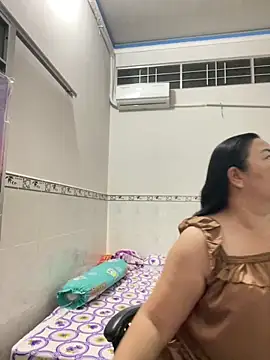 Snapshot of NDith chatting on September 19, 2:07 pm NDith online show from September 19, 2:07 pm