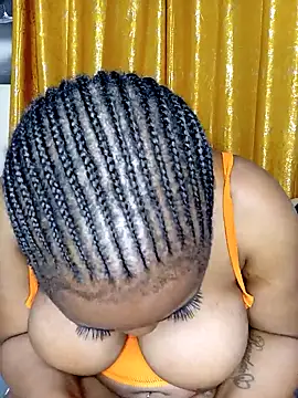 Snapshot of Cherriikenzie chatting on February 2, 9:56 pm Cherriikenzie online show from February 2, 9:56 pm