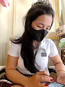 Snapshot of lyna_bl chatting on March 10, 2:06 am lyna bl online show from March 10, 2:06 am