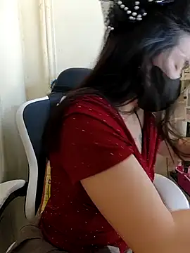 Snapshot of lyna_bl chatting on March 13, 3:33 am lyna bl online show from March 13, 3:33 am