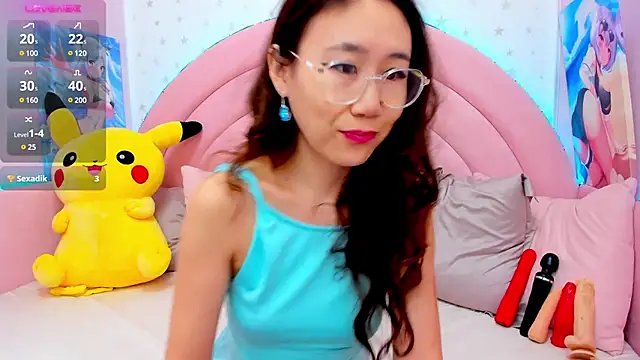 Nao  Chan  online show from December 12, 1:32 am