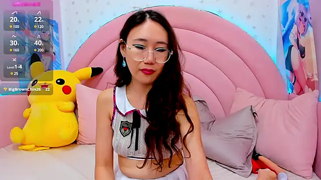 Nao  Chan  online show from December 13, 4:33 am