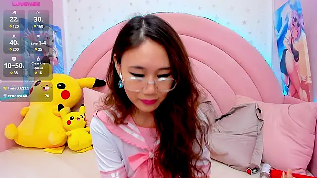 Nao  Chan  online show from December 21, 7:45 am