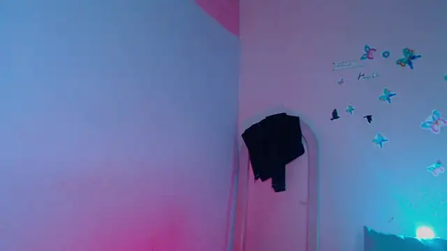 kitten sweet online show from February 16, 8:21 am