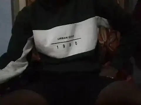 Snapshot of TeluguModda99 chatting on December 8, 4:28 pm TeluguModda99 online show from December 8, 4:28 pm