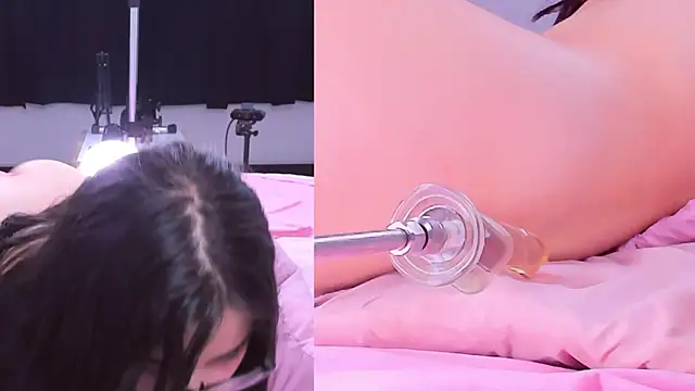 Snapshot of Kinky_Cloe chatting on February 13, 3:46 pm Kinky Cloe online show from February 13, 3:46 pm