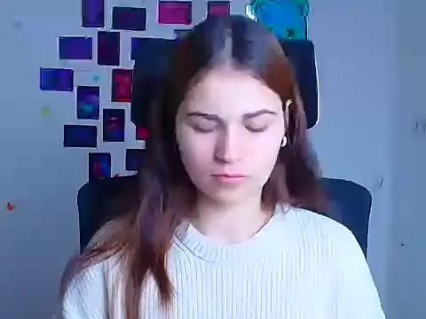 Loon Amore online show from December 22, 7:05 am