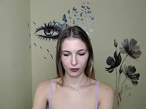 StrangerGi online show from December 3, 4:17 pm