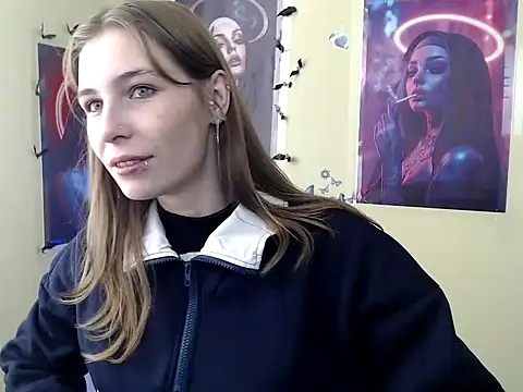 StrangerGi online show from September 26, 6:17 am