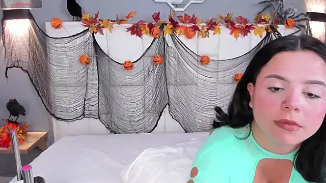 AkiraKings online show from October 19, 4:24 am