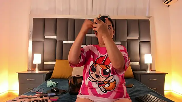 talivega online show from October 12, 7:02 pm