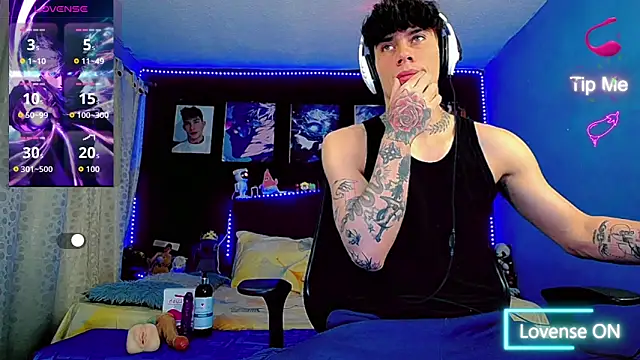 Snapshot of thiagomurphyy chatting on October 24, 11:45 pm thiagomurphyy online show from October 24, 11:45 pm