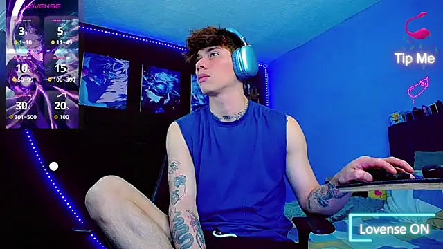 Snapshot of thiagomurphyy chatting on January 18, 2:04 am thiagomurphyy online show from January 18, 2:04 am