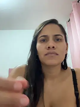 ambarsmith02 online show from March 15, 9:32 pm