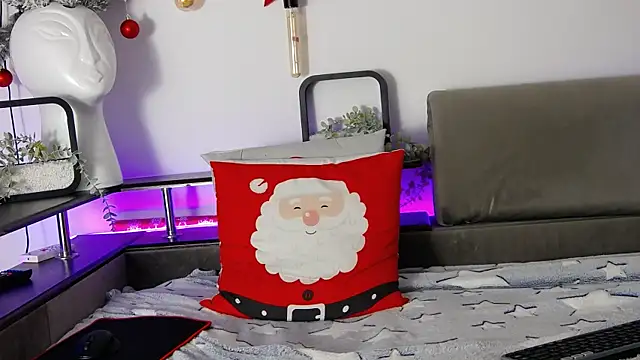 CarterCole online show from January 3, 1:03 pm