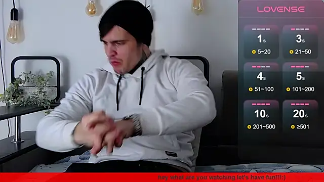 CarterCole online show from February 21, 8:18 am