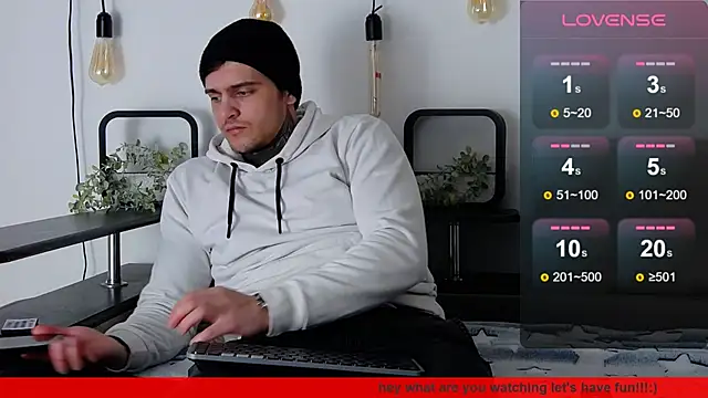 CarterCole online show from February 22, 7:45 am